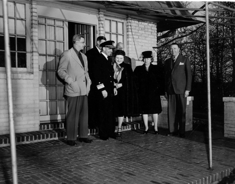 Bess Truman, An Unidentified Merchant Marine Officer And Others At 