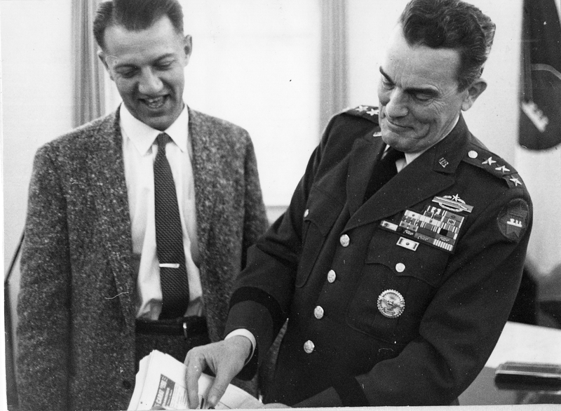 Army Times Writer Monte Bourjaily, Jr. Meets with Lieutenant General ...