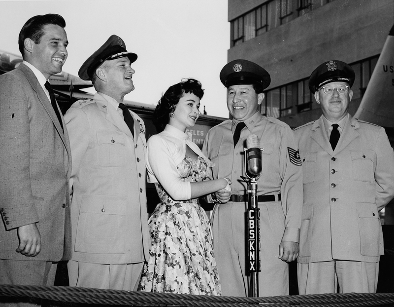 Actress Marla English with Air Force Officers | Harry S. Truman