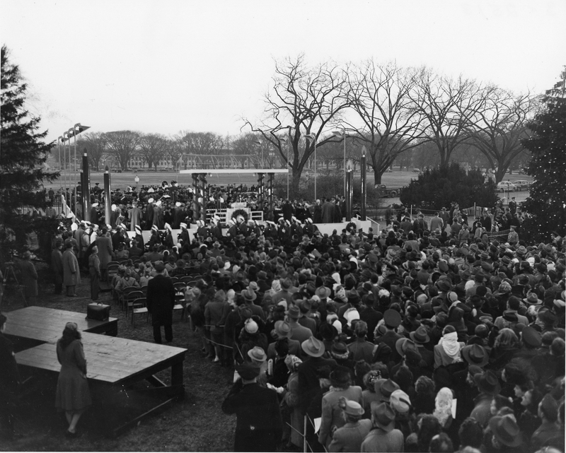 The 1947 White House Christmas Tree lighting ceremony | Harry S. Truman