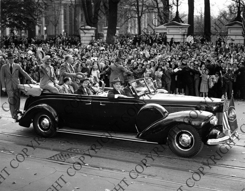 President Harry S. Truman and others return to Washington, D.C., in a ...